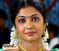 Kamalinee Mukherjee: Swapping dates? Kamalinee Mukherjee: Swapping dates?